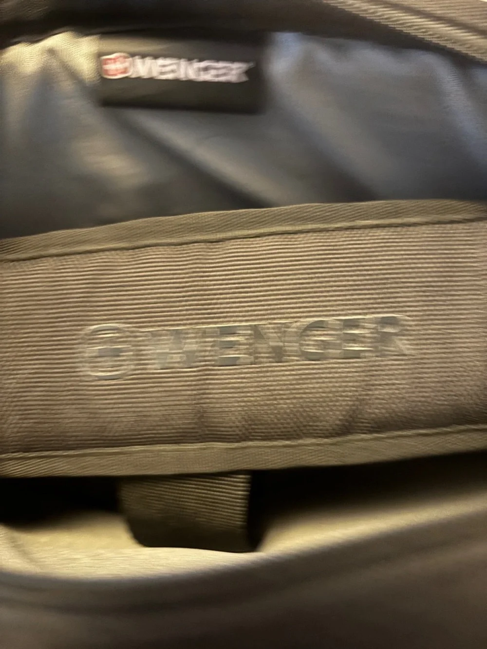 Wenger Black Laptop Shoulder Bag with Top Handles